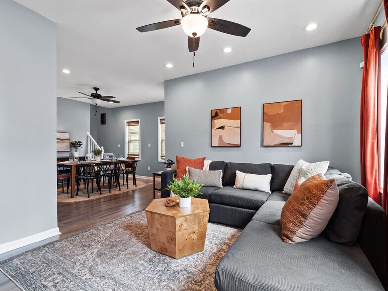 Building Photo - 6110 Lawn Ave