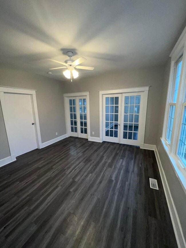 Building Photo - 637 Bellmeade Avenue, Evansville, Indiana ...