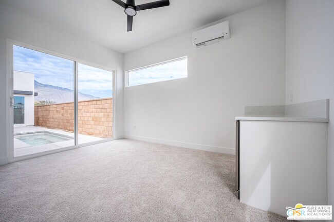 Building Photo - 2651 Lavender Ln