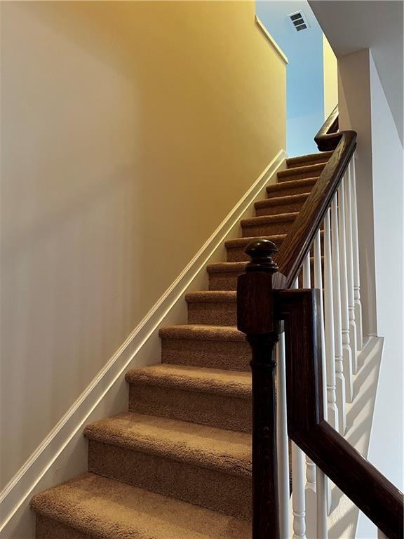 Building Photo - 701 Woodbridge Dr