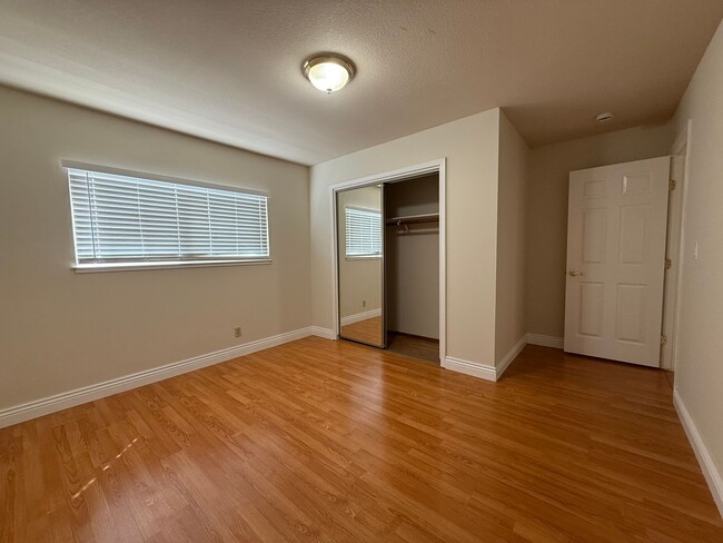 Building Photo - Beautiful Home In The Heart of Berryessa Area