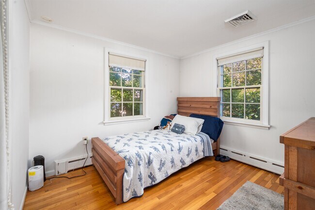 Building Photo - 468 Union Ave