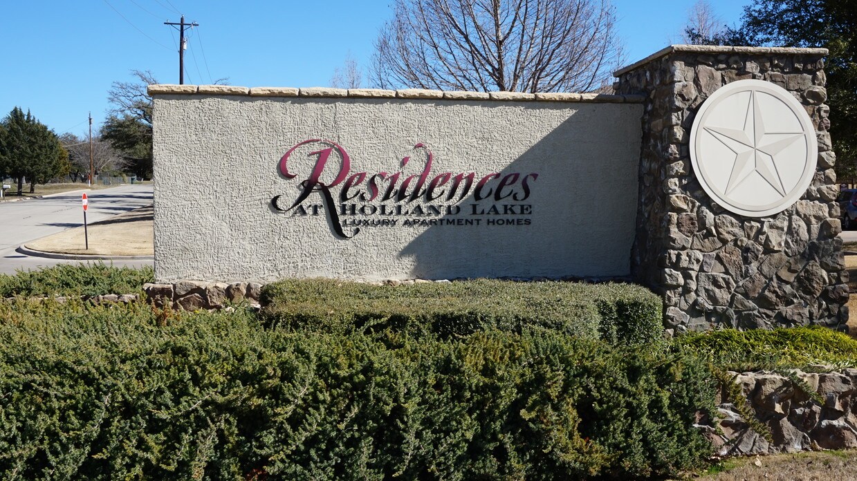 The Residences Of Holland Lake Weatherford