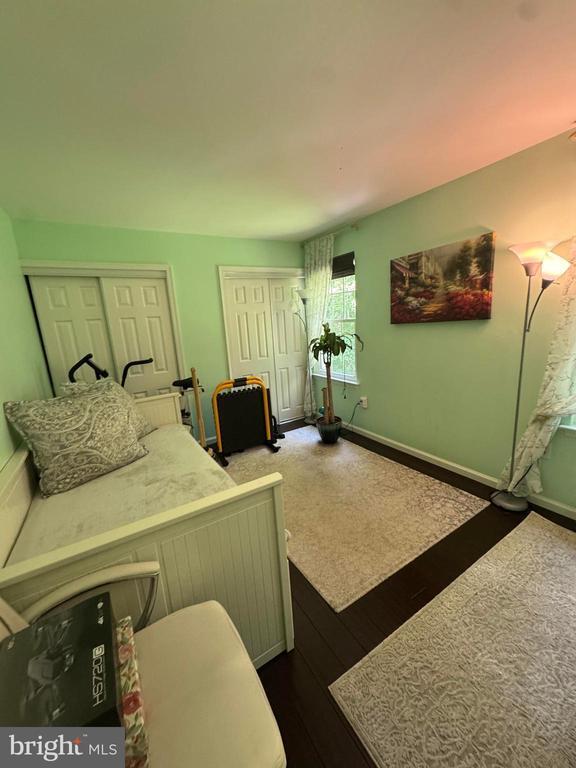 Building Photo - 1724 Balas Cir
