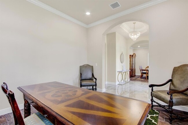 Building Photo - 6028 Sundown Dr