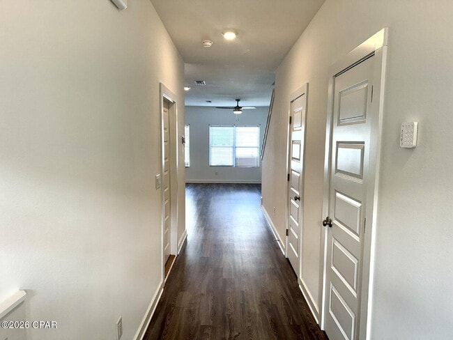 Building Photo - 5889 Tyndall Pl