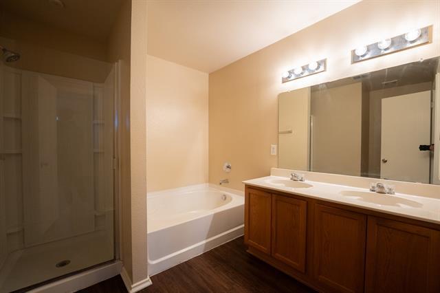 Building Photo - 1028 Wild Horse Way