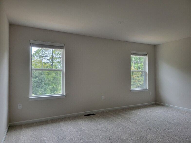 Building Photo - 149 Beech Tree Ct