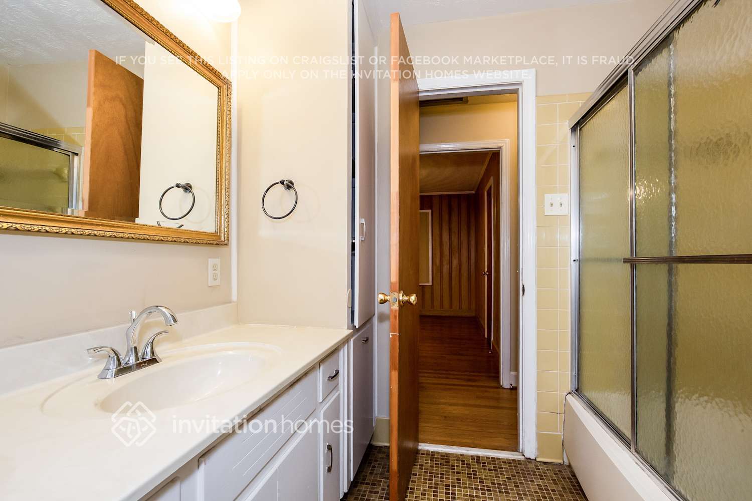 Building Photo - 3860 Litchfield Rd