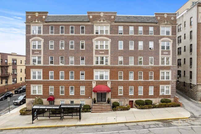 Building Photo - 6045 JFK Blvd E