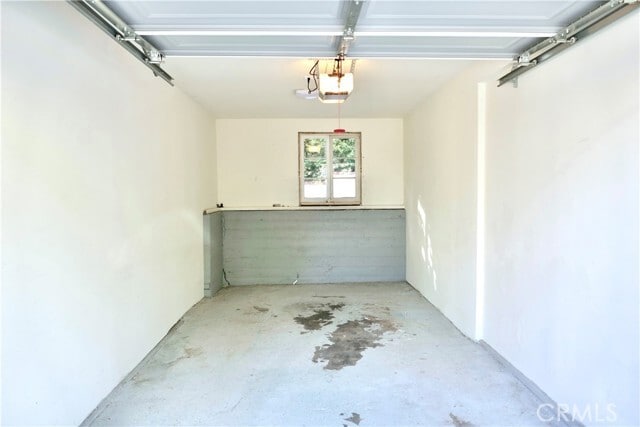 Building Photo - 136 Cedar Way