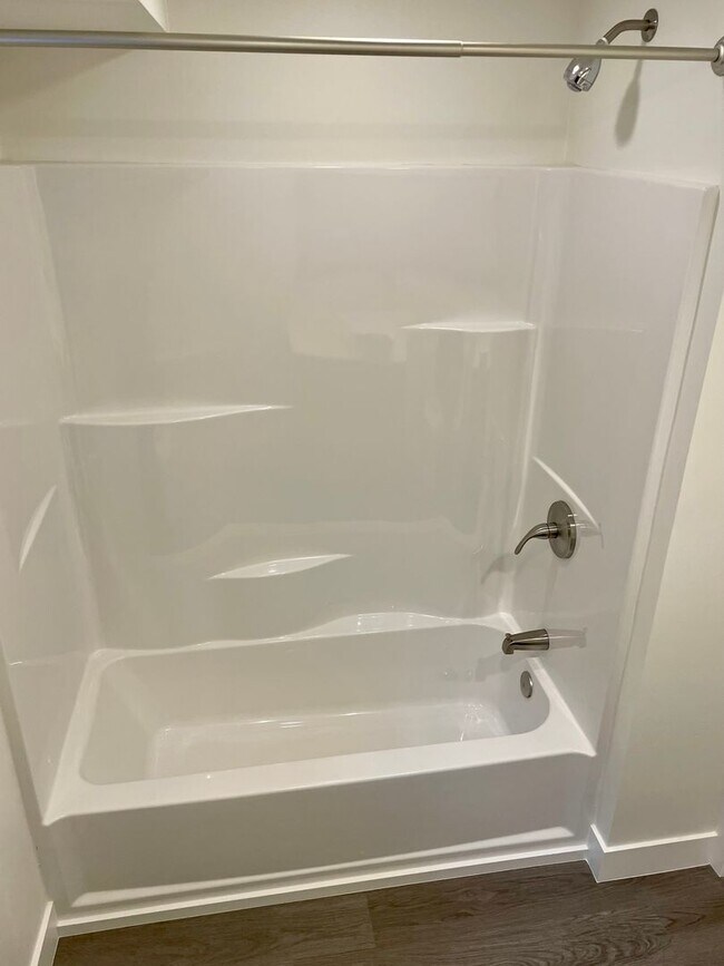 Building Photo - 7514 27th Ave NE