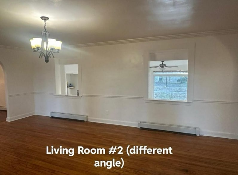 Building Photo - 301 Loureiro Ln