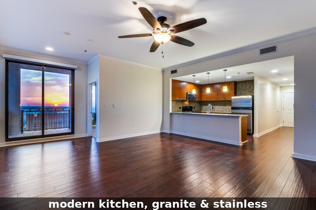 Building Photo - 1200 Main St