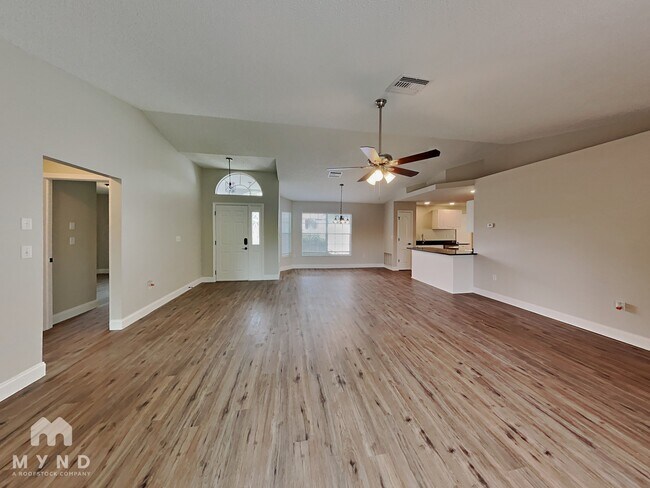 Building Photo - 2069 Banbury Ln