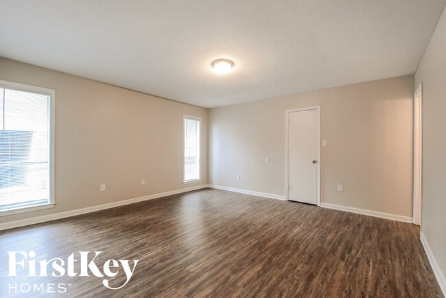 Building Photo - 6030 Elk Grove Rd