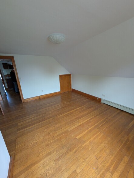 Building Photo - 261 Lexington St