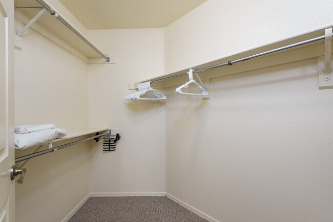 Building Photo - 9775 N 94th Pl