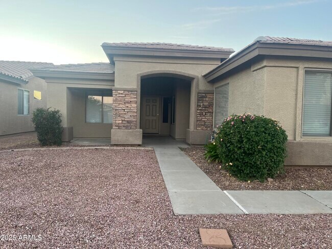 Building Photo - 14810 N 150th Ln