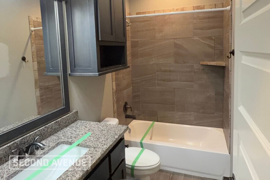 Building Photo - 1032 NW 191st St