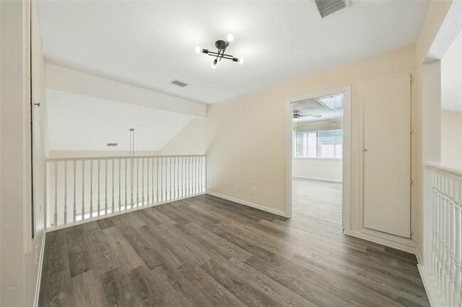 Building Photo - 3554 Ashfield Dr
