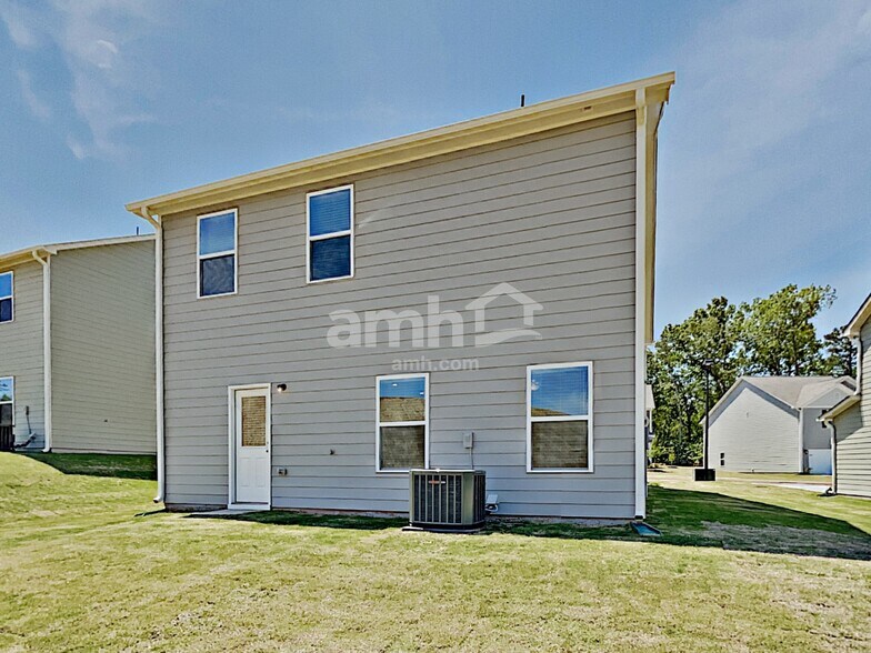 Building Photo - 3420 Ridge Hill Pkwy