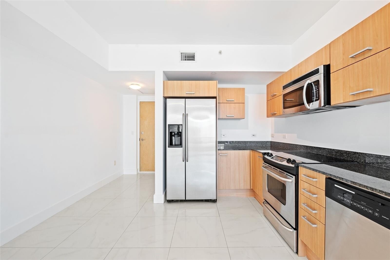 Building Photo - 350 S Miami Ave