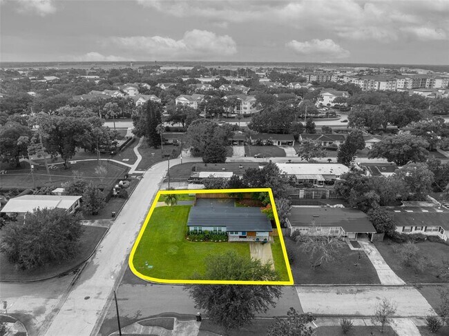 Building Photo - 4020 Ibis Dr