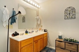 Building Photo - 31-33 5th Ave