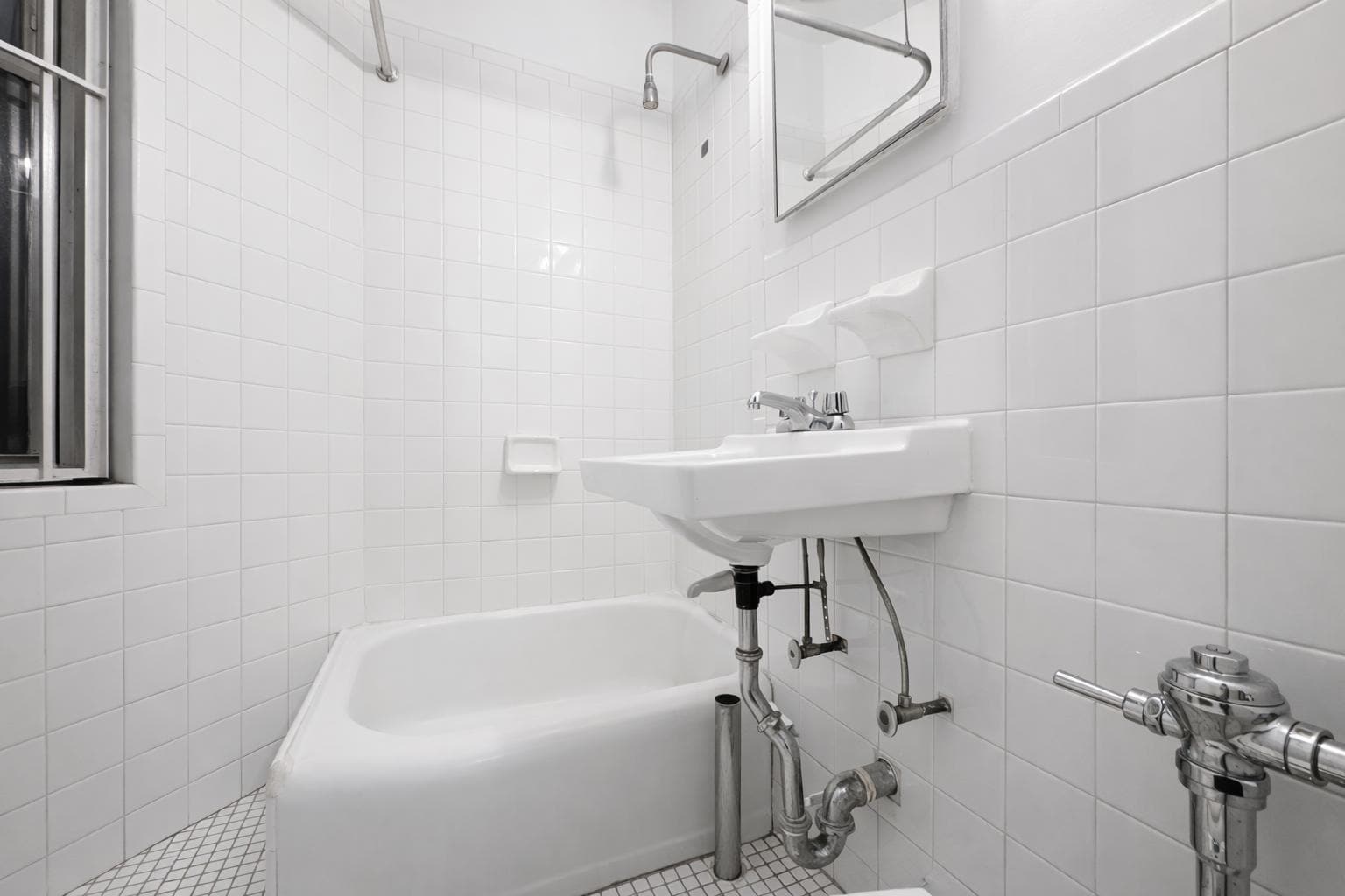 Building Photo - 936 West End Ave