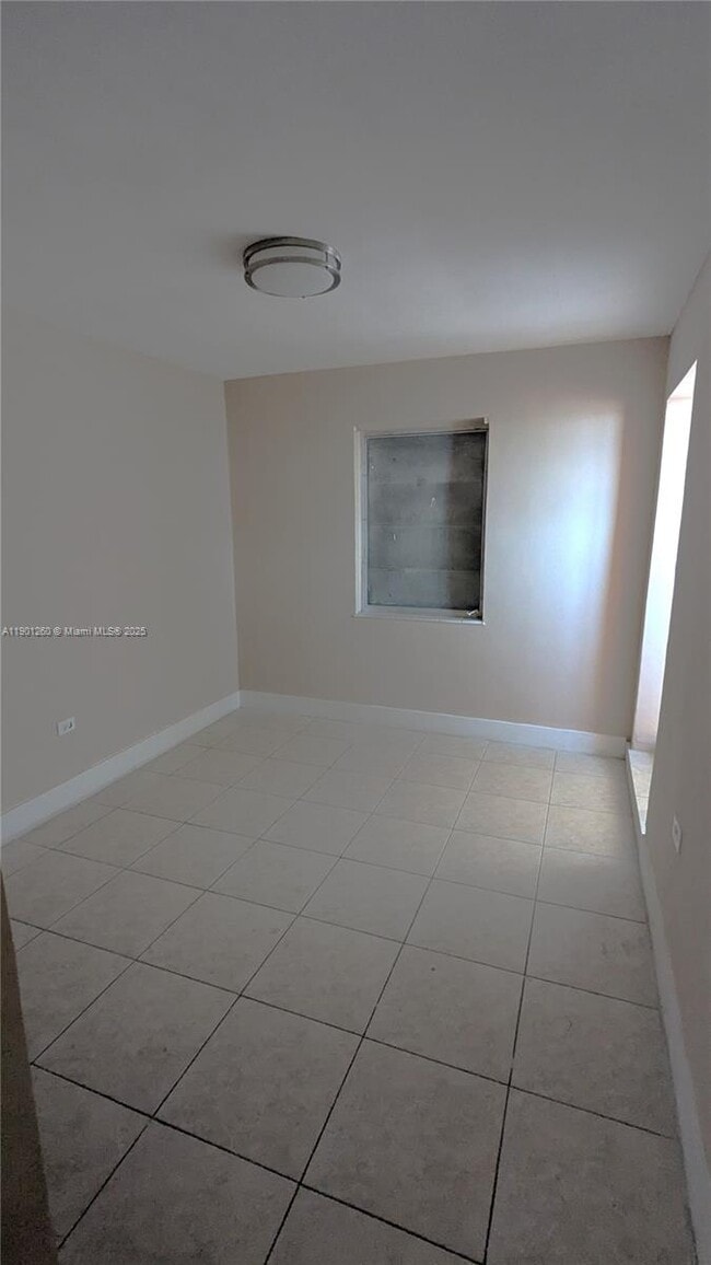 Building Photo - 4111 NW 37th Ave