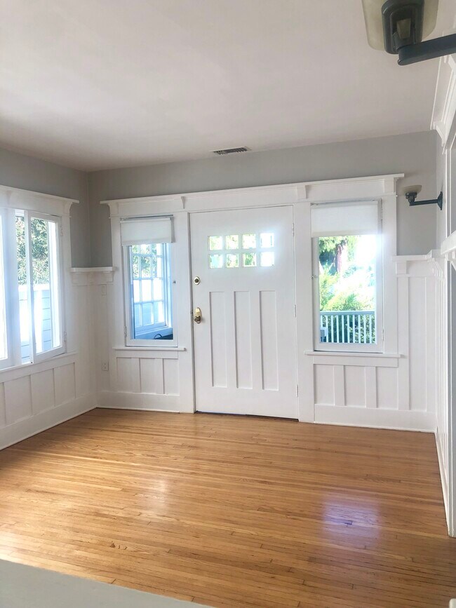 Charming woodwork adds character - 232 Market St