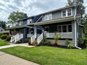 Building Photo - 746 McDonald St