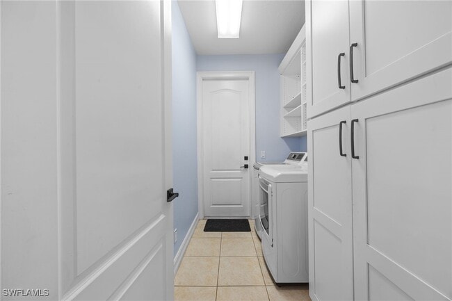 Building Photo - 5328 Mayfair Ct