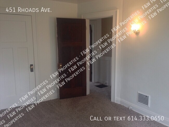Building Photo - 451 Rhoads Ave