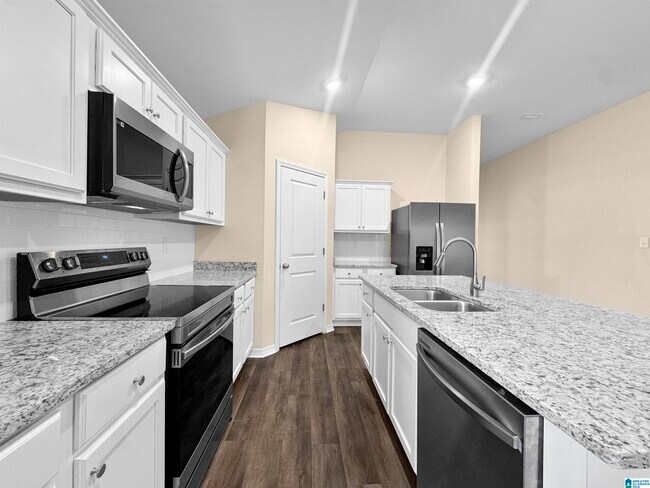 Building Photo - 1171 Hayward Lp