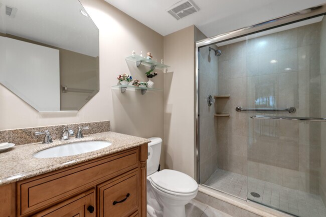 Building Photo - 15831 Loch Maree Ln