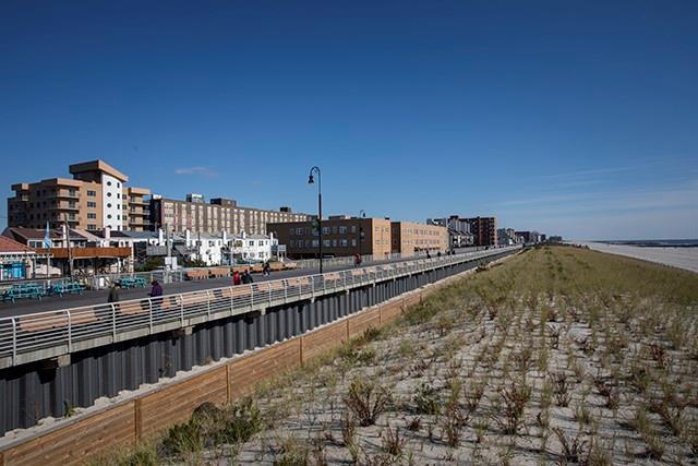Building Photo - 951 Oceanfront