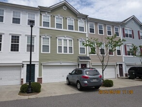 Building Photo - 610 Jessica Cir