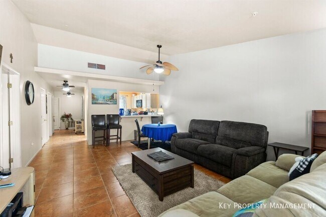 Building Photo - 2851 S Valley View Blvd