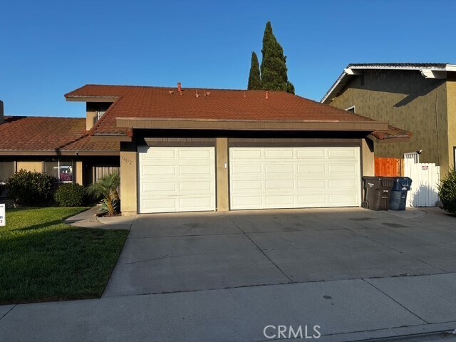 Primary Photo - 16672 Mt Darwin Cir