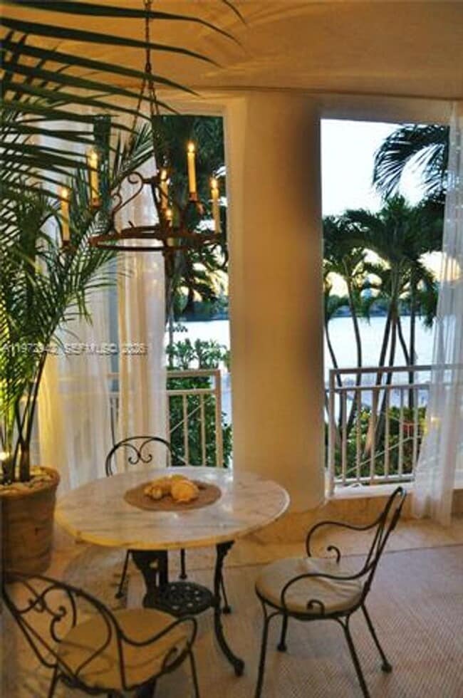 Building Photo - 1 Century Ln