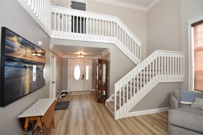 Building Photo - 1 Bedford Dr