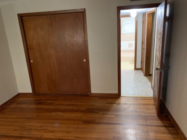 Building Photo - 241 Waddell Cir