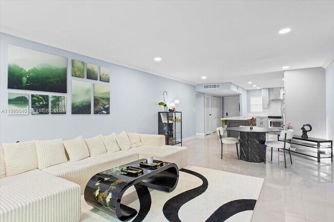 Building Photo - 6001 N Falls Cir Dr