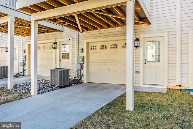 Building Photo - 5018 Judicial Wy