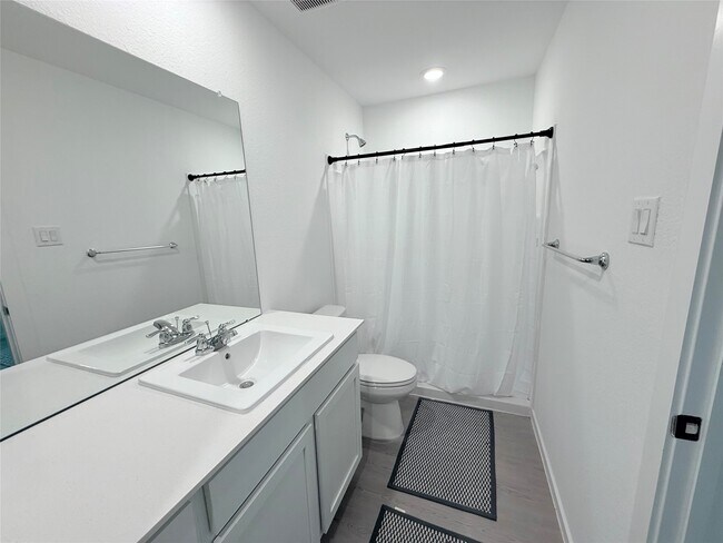 Building Photo - 21321 Carosella Dr