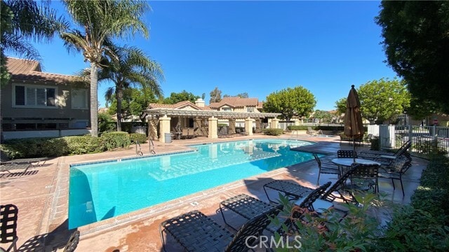 Building Photo - 2565 Calle Benavente