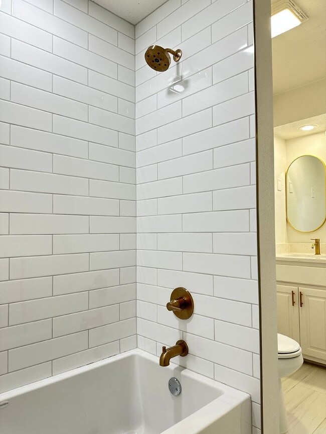 Building Photo - Pre Leasing for fall 2026! 3/2 in Heart of Lubbock!