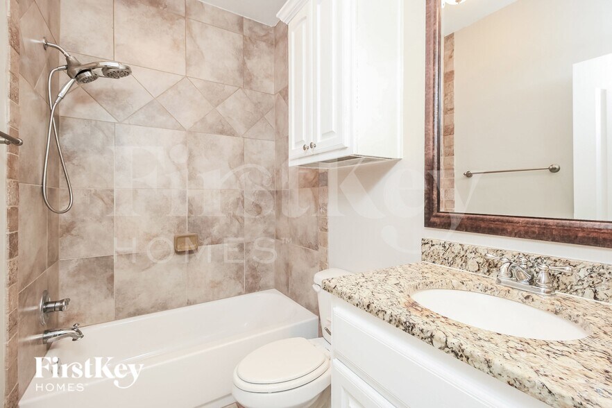 Building Photo - 8428 NW 143rd Terrace